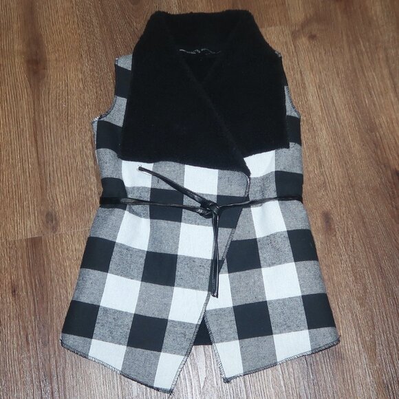 Girls Black White Buffalo Check Plaid Fleece Lined Vest Jacket with Belt size S